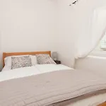 Elleon By Locap Group Apartman