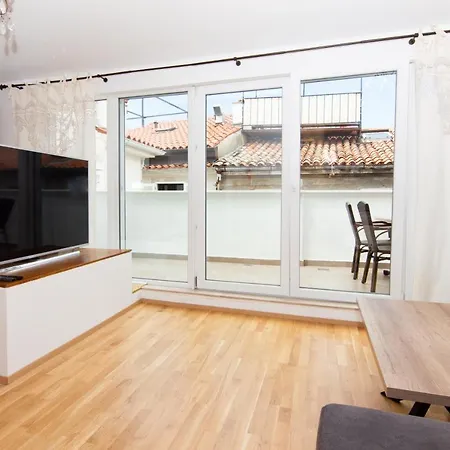 Elleon By Locap Group Apartamento