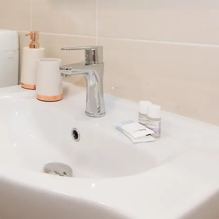 Elleon By Locap Group *