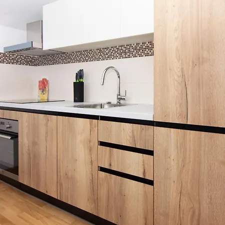 Apartman Elleon By Locap Group *
