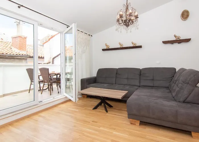 Lägenhet Elleon By Locap Group *