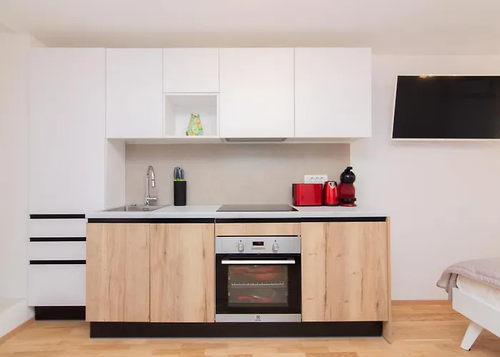 Elleon By Locap Group *