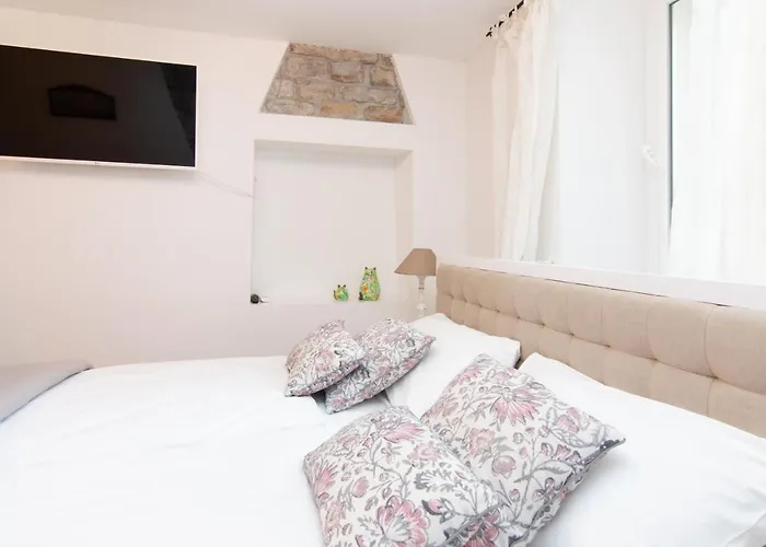 Lägenhet Elleon By Locap Group *