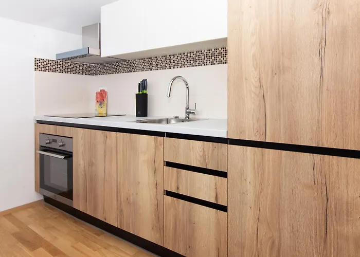 Lägenhet Elleon By Locap Group *