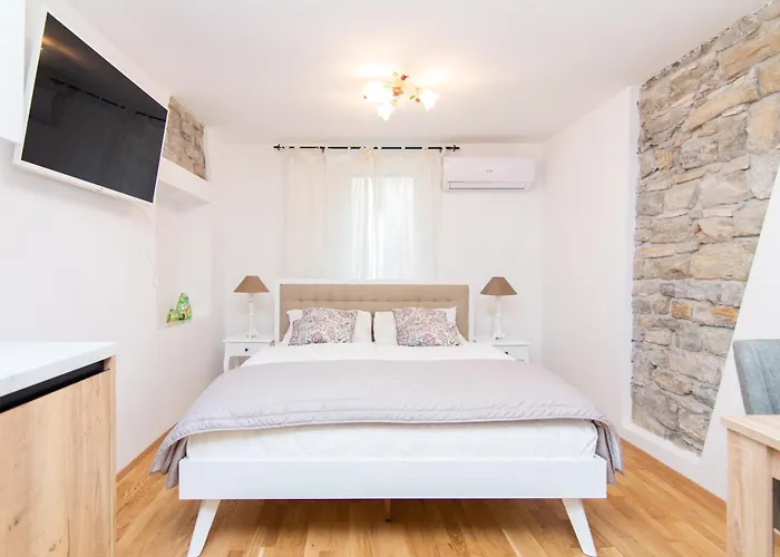 Elleon By Locap Group *